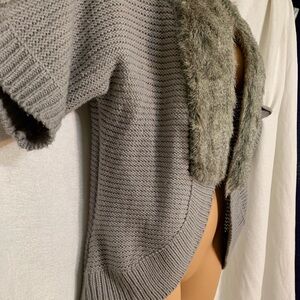 Elegant Gray Knit Cardigan with Faux Fur Trim by bcbg Maxazira.